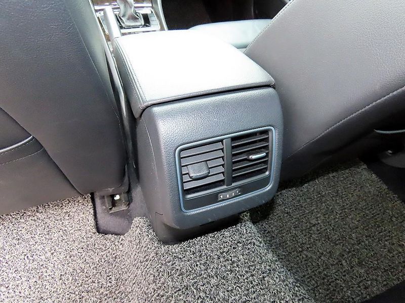2014 Volkswagen Passat 2.0 TDI B7 photo 16