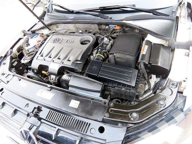 2014 Volkswagen Passat 2.0 TDI B7 photo 18