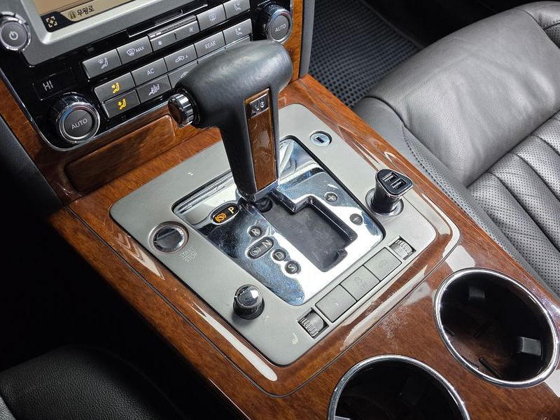 2012 Volkswagen 페이톤 V6 3.0 TDI VW611 photo 9