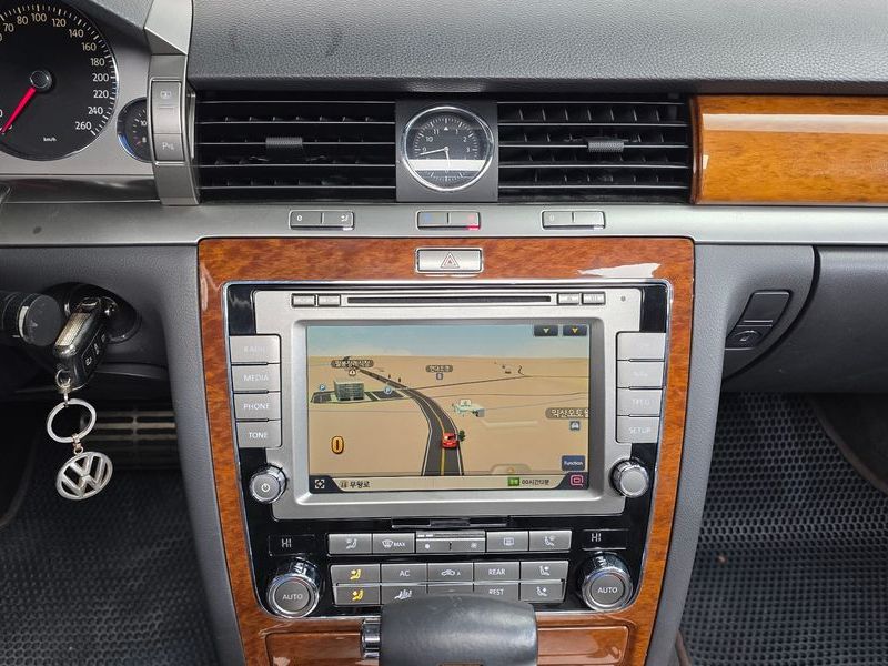 2012 Volkswagen 페이톤 V6 3.0 TDI VW611 photo 16