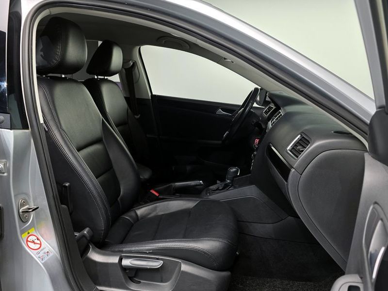 2013 Volkswagen Jetta 1.6 TDI Blue Motion 6th photo 10