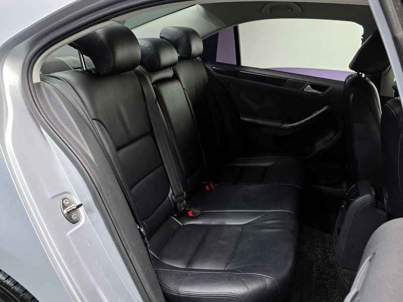 2013 Volkswagen Jetta 1.6 TDI Blue Motion 6th photo 12