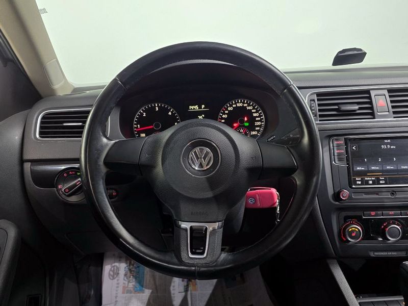 2013 Volkswagen Jetta 1.6 TDI Blue Motion 6th photo 13