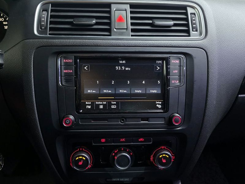 2013 Volkswagen Jetta 1.6 TDI Blue Motion 6th photo 14