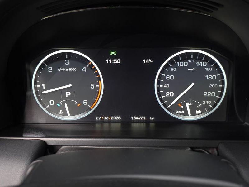 2012 Land Rover Range Rover 4.4 TDV8 Vogue photo 8