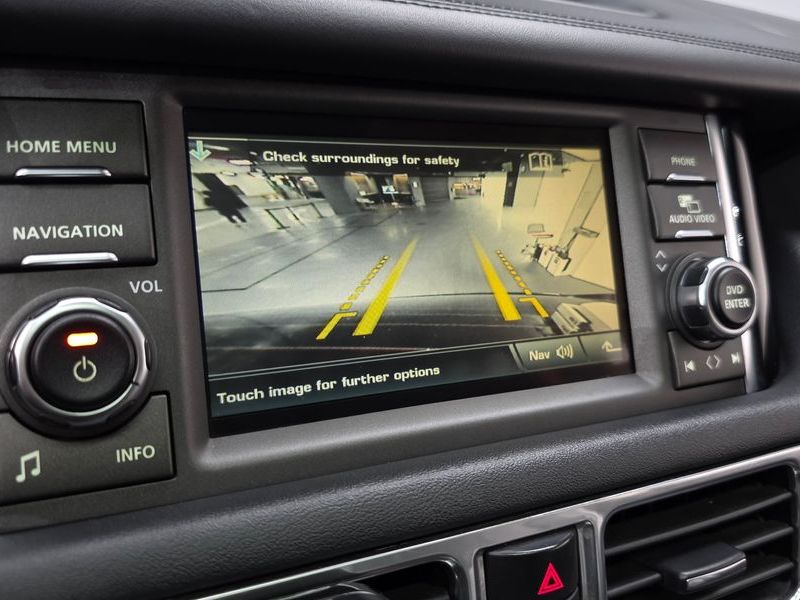 2012 Land Rover Range Rover 4.4 TDV8 Vogue photo 15