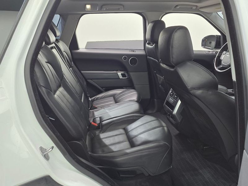 2014 Land Rover Range Rover Sport 3.0 SDV6 HSE Dynamic photo 12