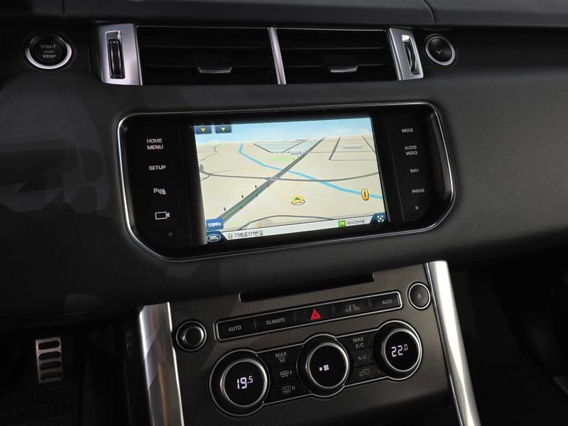 2014 Land Rover Range Rover Sport 3.0 SDV6 HSE Dynamic photo 14