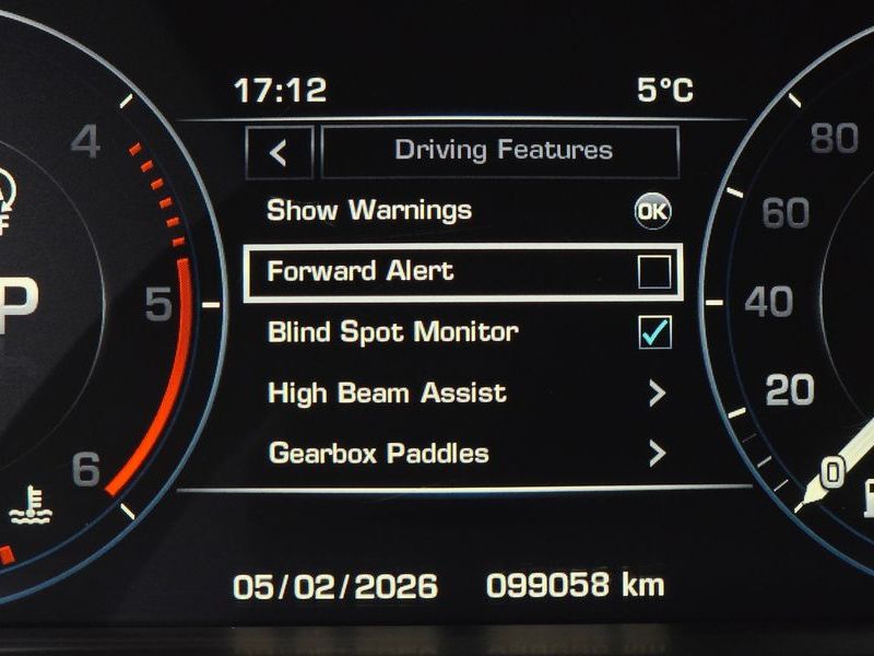 2014 Land Rover Range Rover Sport 3.0 SDV6 HSE Dynamic photo 16