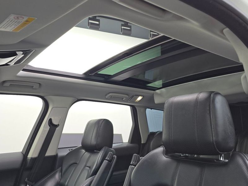 2014 Land Rover Range Rover Sport 3.0 SDV6 HSE Dynamic photo 19