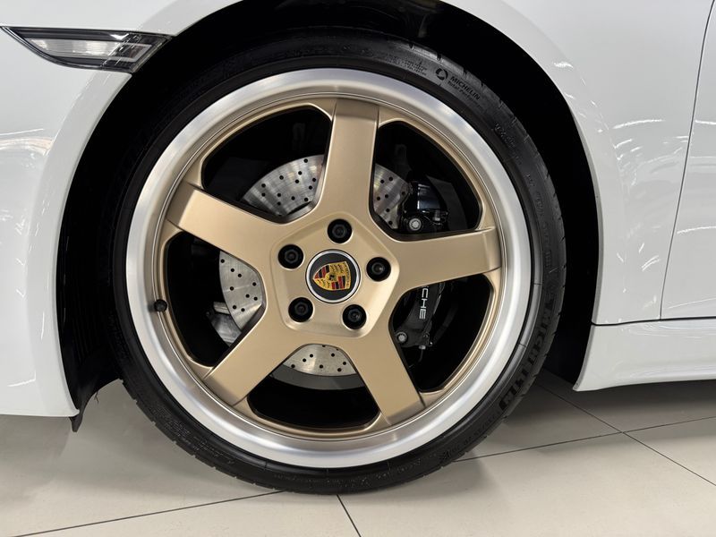 2022 Porsche 718 4.0 25th Edition photo 17