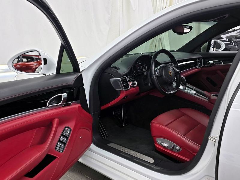 2016 Porsche Panamera 3.6 AWD Edition 970 photo 10