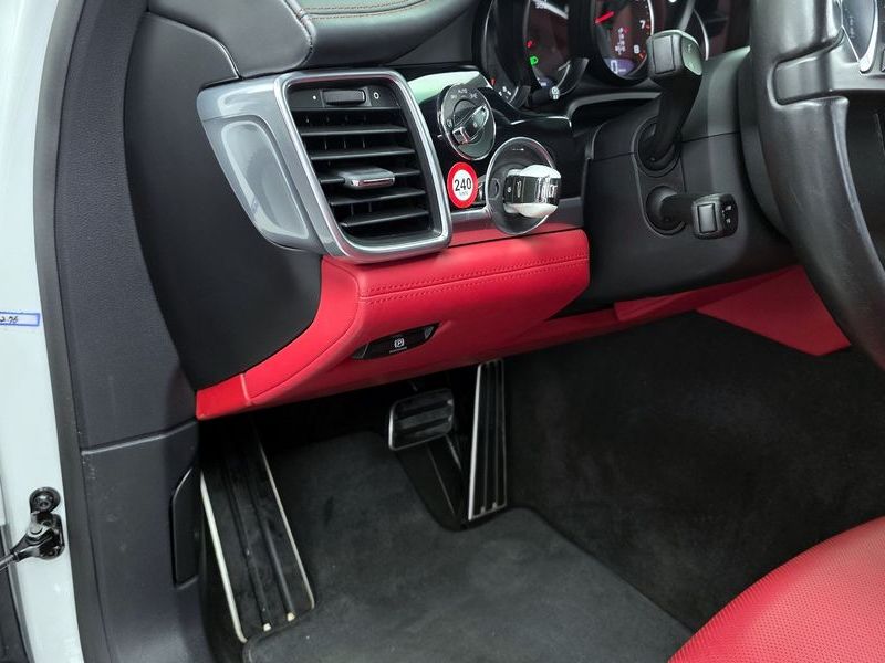2016 Porsche Panamera 3.6 AWD Edition 970 photo 17