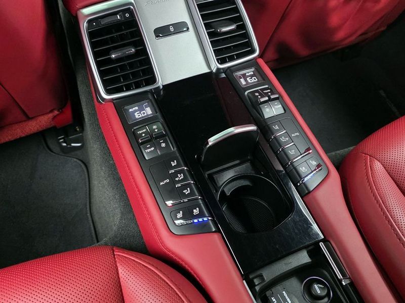 2016 Porsche Panamera 3.6 AWD Edition 970 photo 19