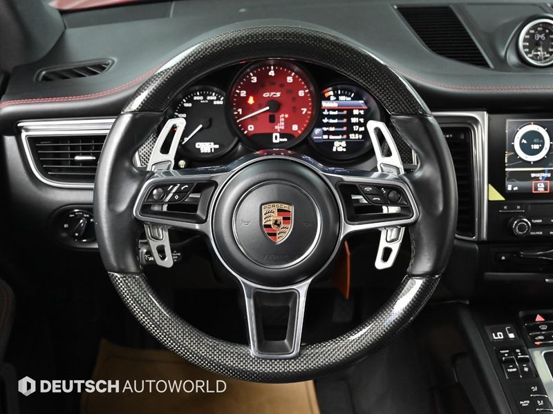 2017 Porsche Macan 3.0 GTS 95B photo 13