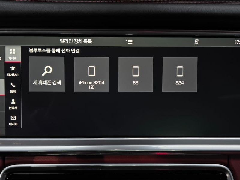 2018 Porsche Panamera 3.0 AWD photo 16