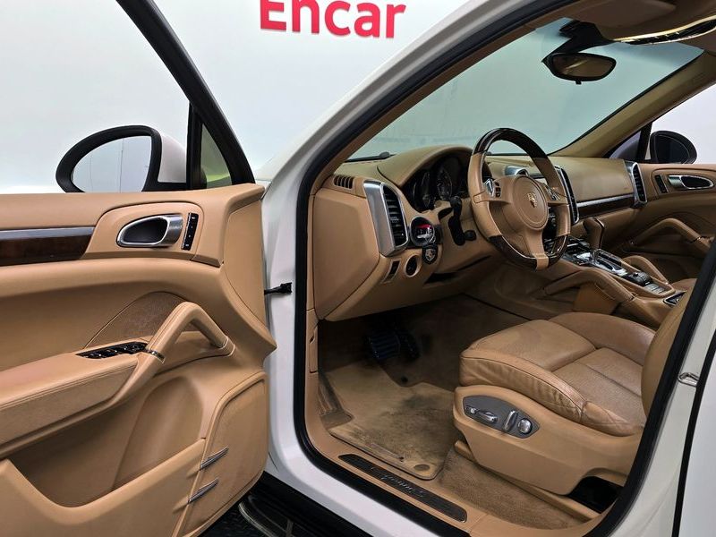 2012 Porsche Cayenne 4.8 S 958 photo 11