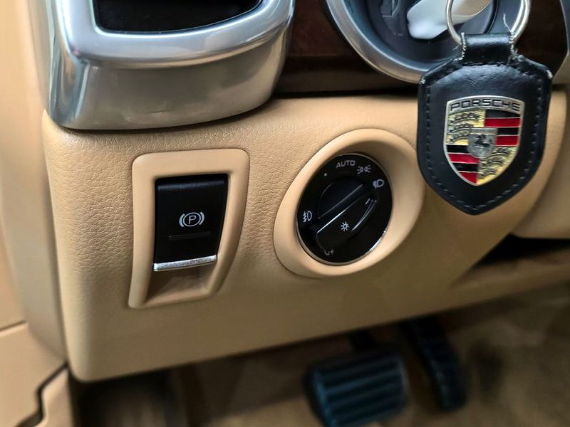 2012 Porsche Cayenne 4.8 S 958 photo 13