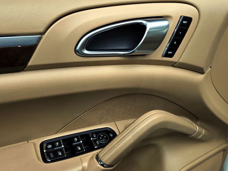 2012 Porsche Cayenne 4.8 S 958 photo 18