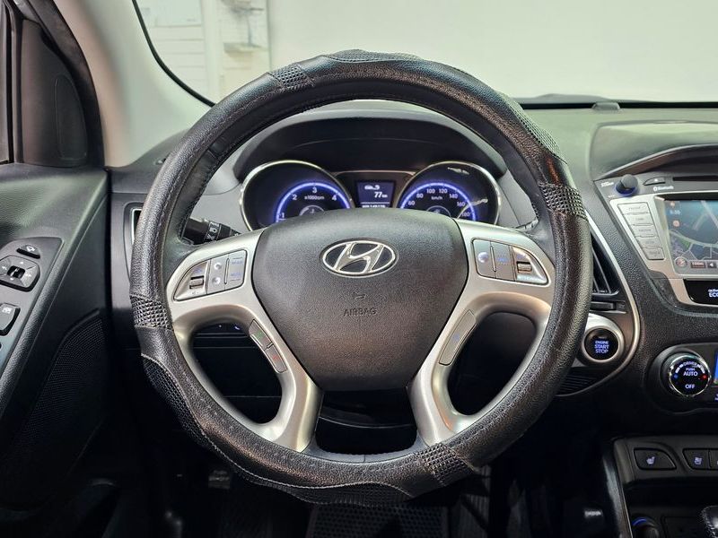 2012 Hyundai Tucson Diesel 4WD LX20 Premier photo 13