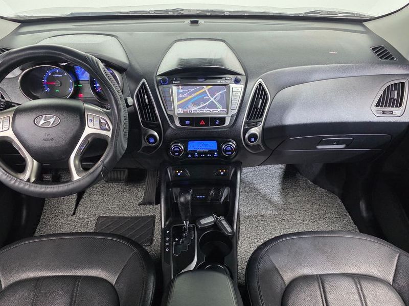 2013 Hyundai Tucson Diesel 2WD LX20 Luxury photo 7