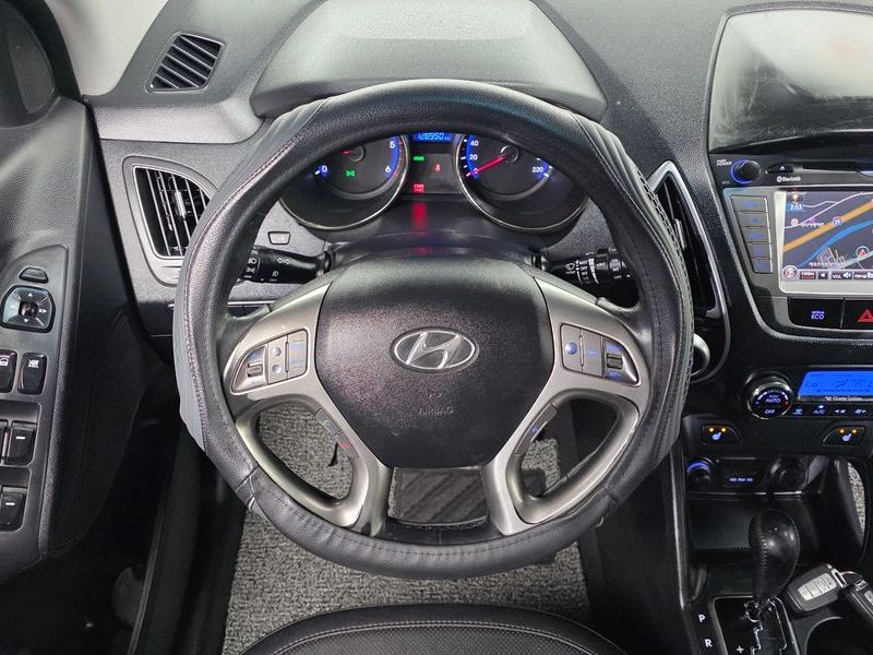 2013 Hyundai Tucson Diesel 2WD LX20 Luxury photo 13