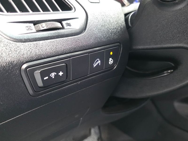2013 Hyundai Tucson Diesel 2WD LX20 Luxury photo 17