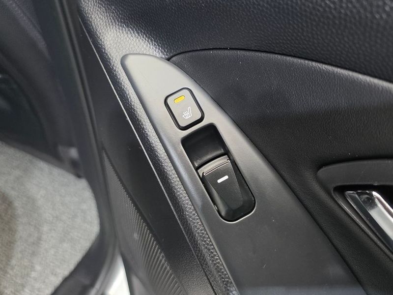 2013 Hyundai Tucson Diesel 2WD LX20 Luxury photo 18