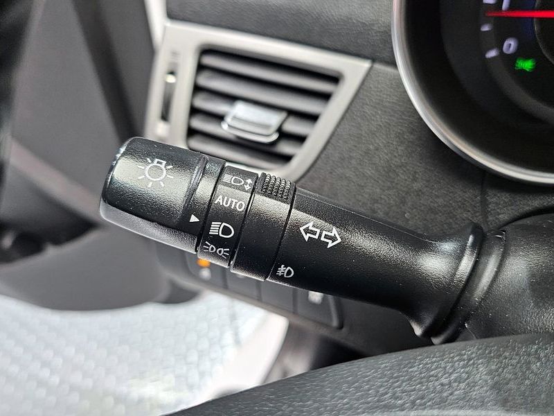 2015 Hyundai Avante 1.6 GDi Modern Standard photo 19