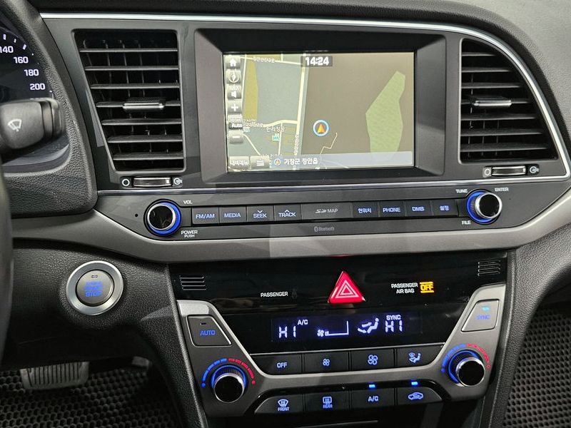 2016 Hyundai Avante 1.6 e-VGT SMART Special photo 16