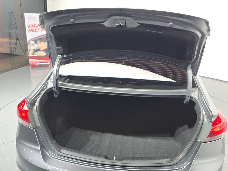 2016 Hyundai Avante 1.6 e-VGT SMART Special photo 20