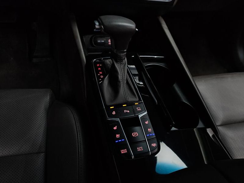 2017 Kia K7 2.4 GDI Limited photo 9
