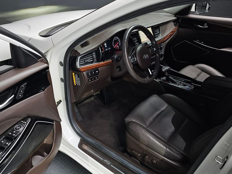 2017 Kia K7 2.4 GDI Limited photo 11