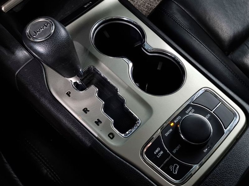 2013 Jeep Grand Cherokee 3.0 Diesel Laredo WK2 photo 9