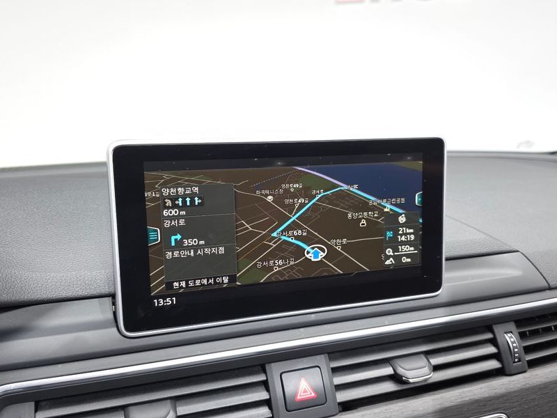 2019 Audi A4 40 TFSI Premium photo 15