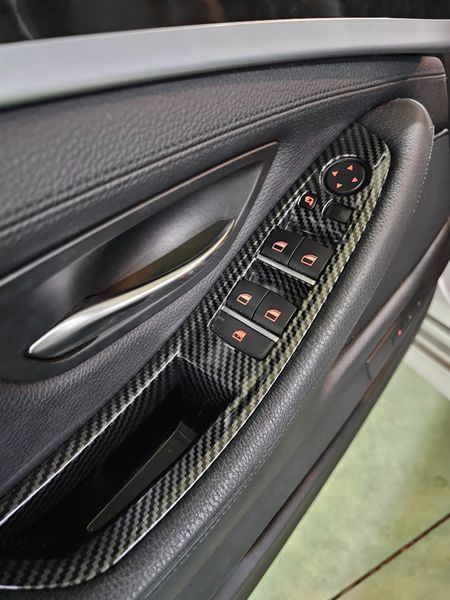 2012 BMW 5 Series 528i photo 15