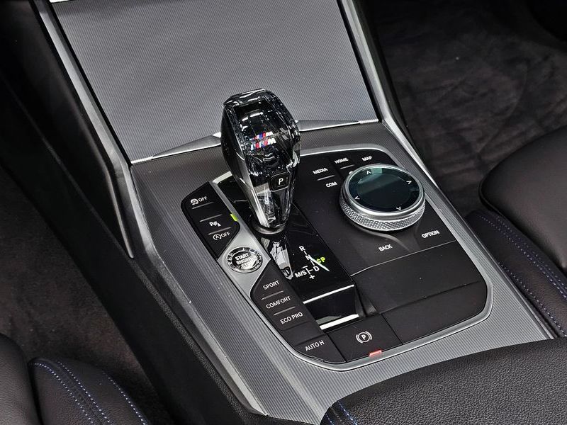 2022 BMW 3 Series 320d Touring M Sport photo 9