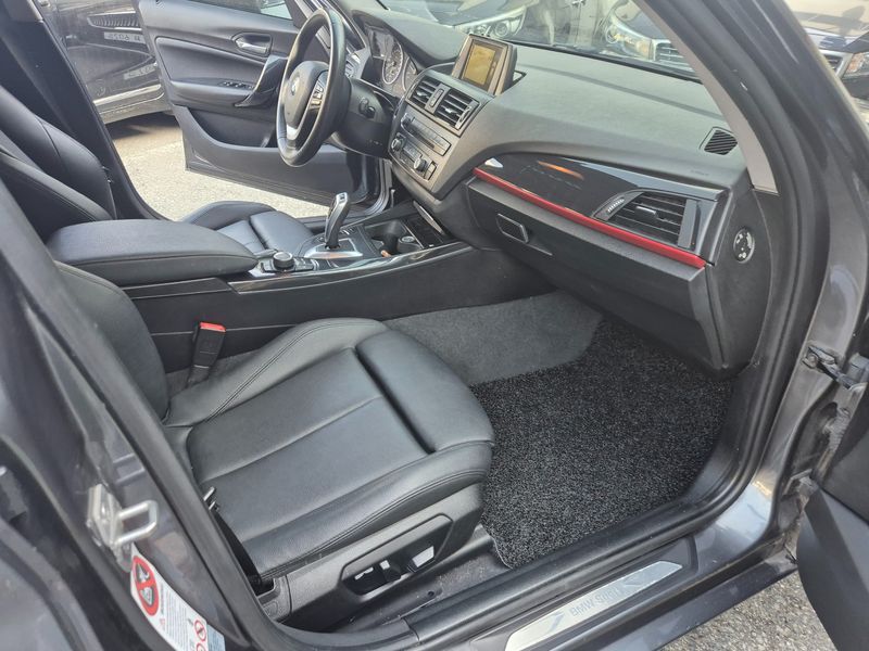 2015 BMW 1시리즈 118d Sport 5Door photo 9