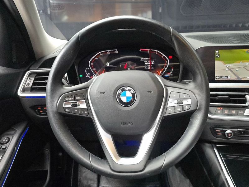 2021 BMW 3 Series 320i photo 13