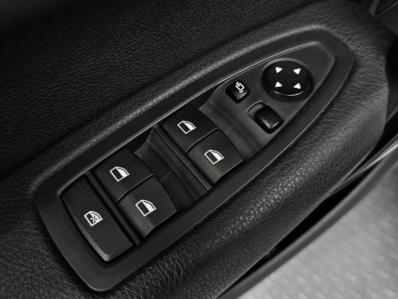 2016 BMW 1시리즈 118d Sport 5Door photo 15