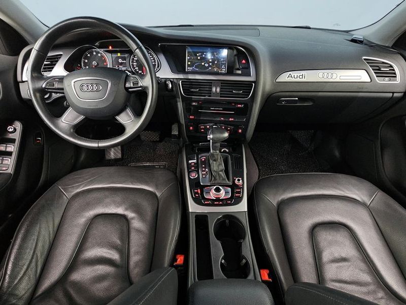 2013 Audi A4 2.0 TFSI Quattro Dynamic B8 photo 7