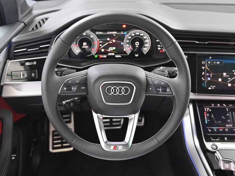 2023 Audi Q7 50 TDI Quattro Exclusive photo 13