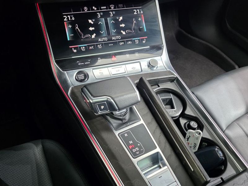 2022 Audi A6 45 TFSI Quattro Premium photo 9
