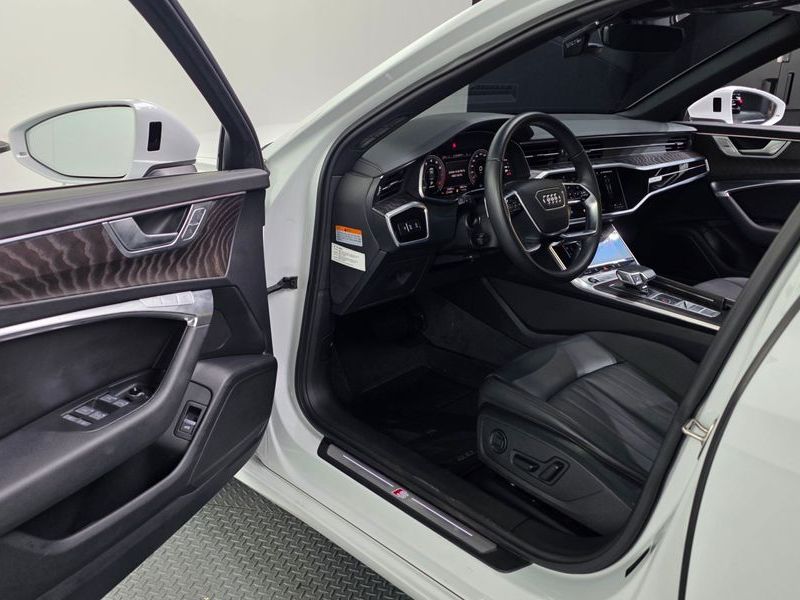 2022 Audi A6 45 TFSI Quattro Premium photo 10