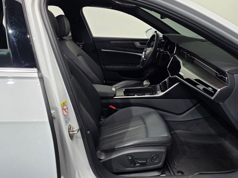 2022 Audi A6 45 TFSI Quattro Premium photo 11
