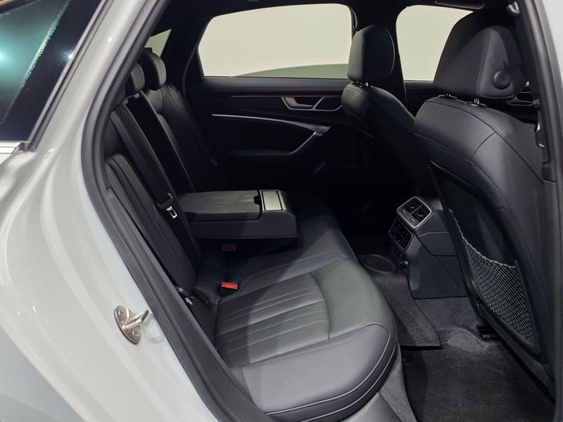2022 Audi A6 45 TFSI Quattro Premium photo 12