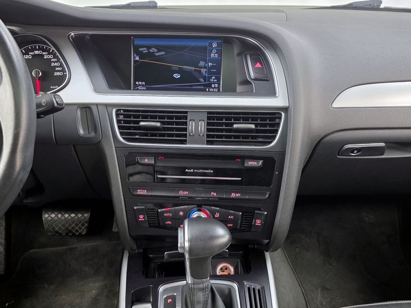 2015 Audi A4 35 TDI Quattro Dynamic B8 photo 14
