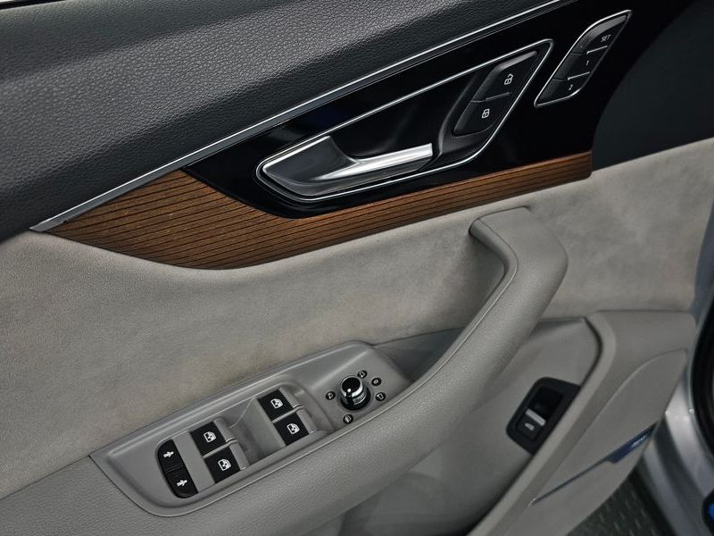 2016 Audi Q7 35 TDI Quattro Premium Tech photo 17