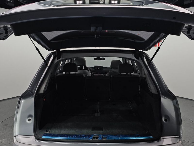 2016 Audi Q7 35 TDI Quattro Premium Tech photo 20