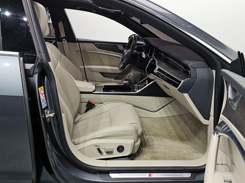 2020 Audi A7 50 TDI Quattrp Premium photo 11